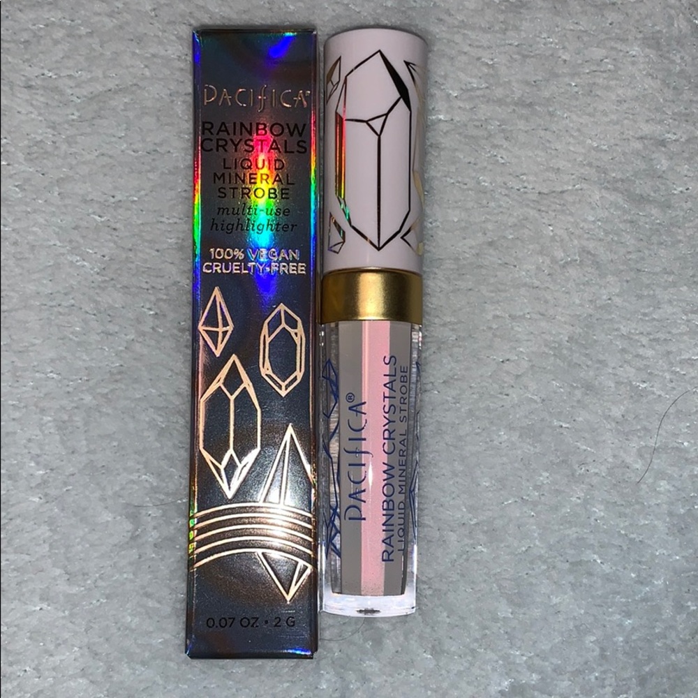 Pacifica Rainbow Crystal Highlighter